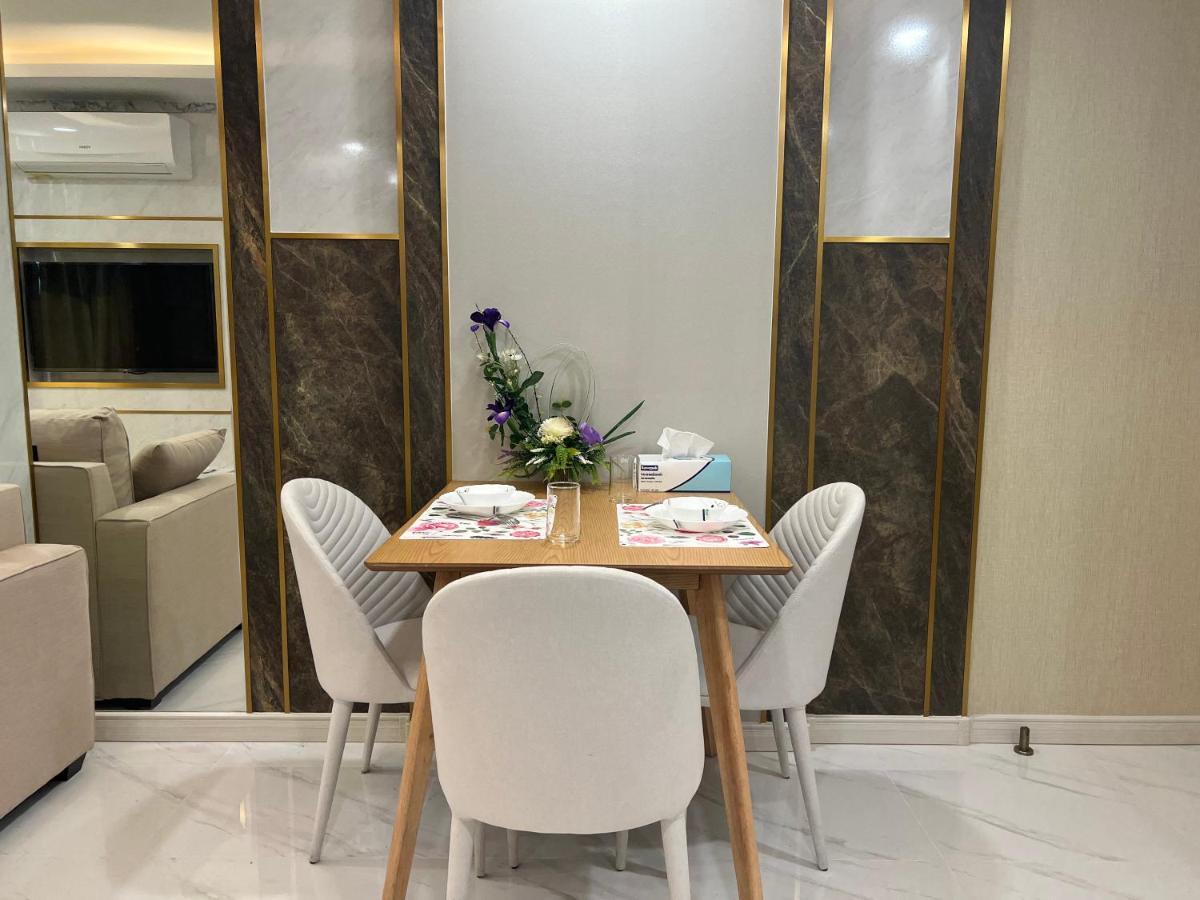 Romantic Beach Apartment芭堤雅水系高档酒店式公寓可做饭 Джомтьєн-Біч Екстер'єр фото